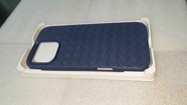 IPhone  16pro max cover