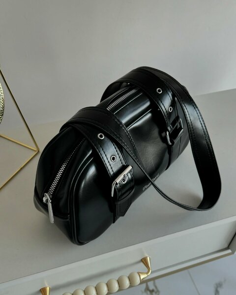 Женская черная сумка