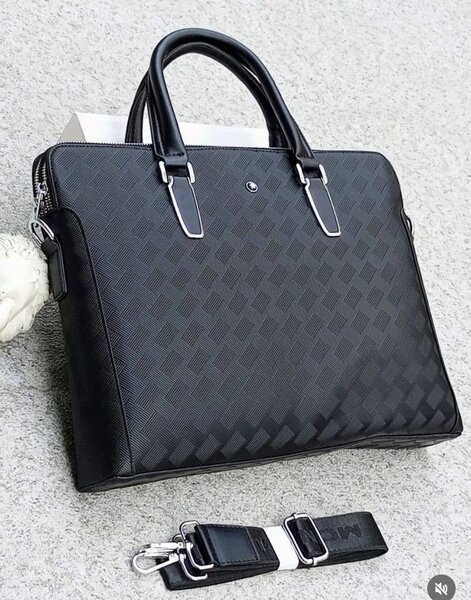 Sacoche en cuir noir élégante