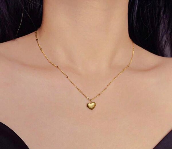 Collier en forme de cœur en or