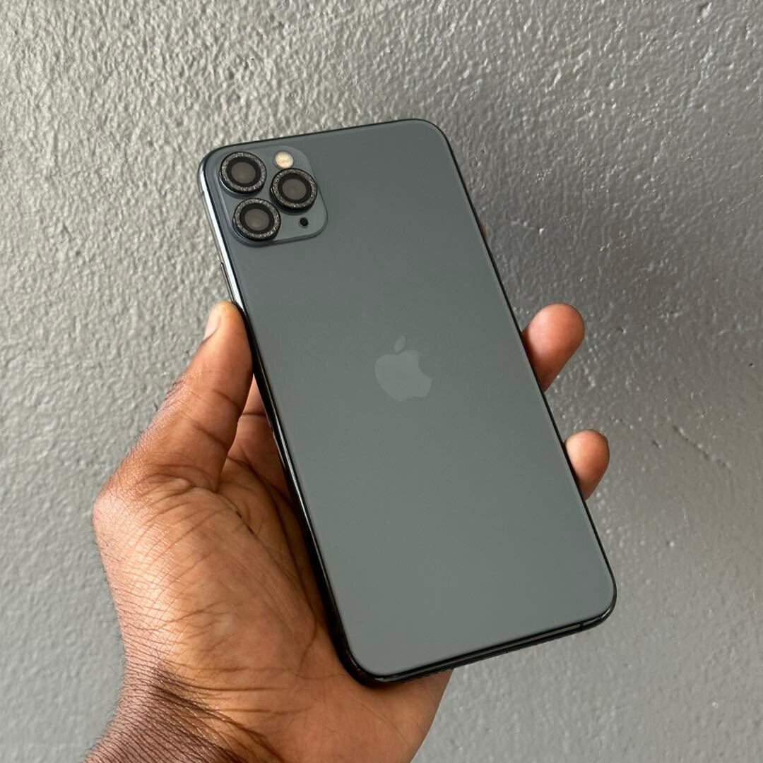 Apple iPhone 11 Pro Max 64GB UK, black 