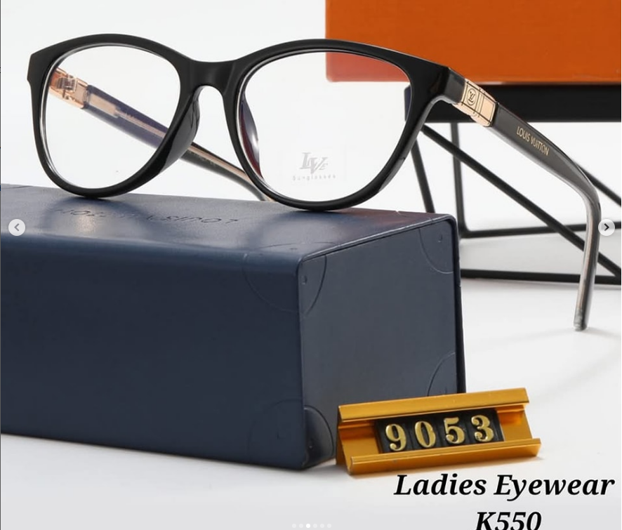 Black women's glasses L&V