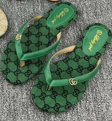 Women's beautiful flip flops