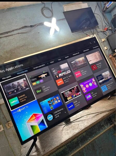 Téléviseur connecté LED