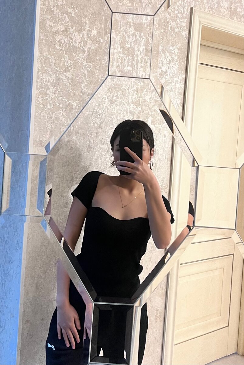 топ с открытыми плечами