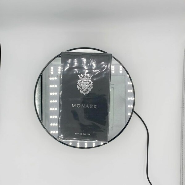 Parfum Monark Élégant