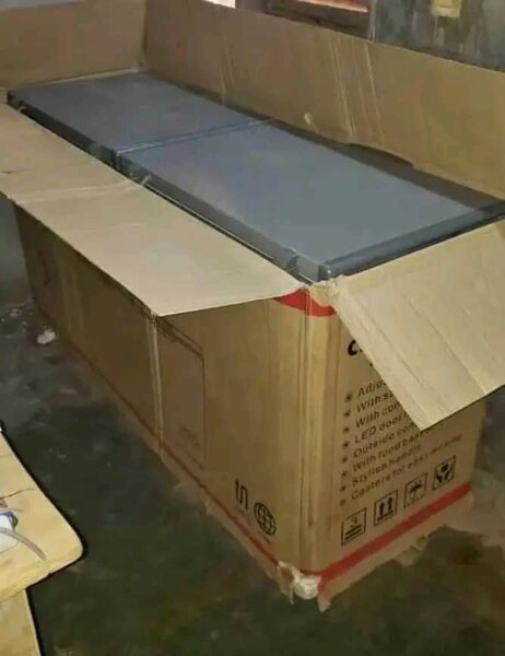 Grand congélateur coffre