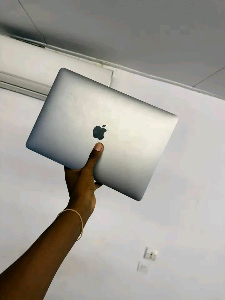 MacBook Air M1 2020