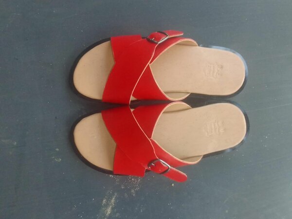 Chaussons élégants en cuir