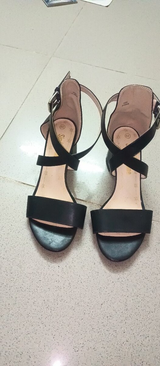 Sandales à talons élégantes