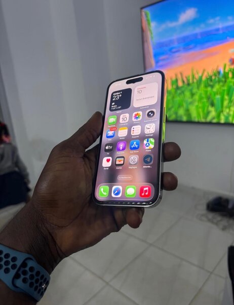 iPhone 14 pro 128 gigas