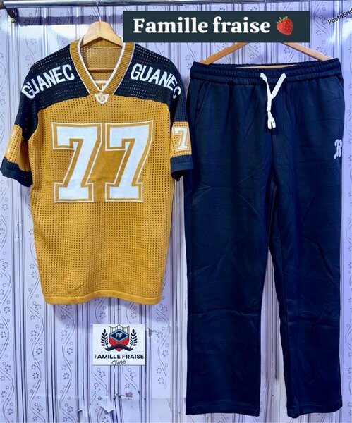 Ensemble sport rétro