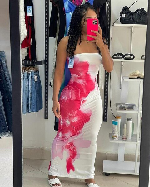 Robe longue sans bretelles fleurie