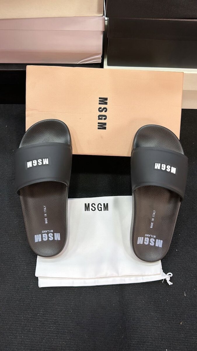 Slippers de Marque Confortables