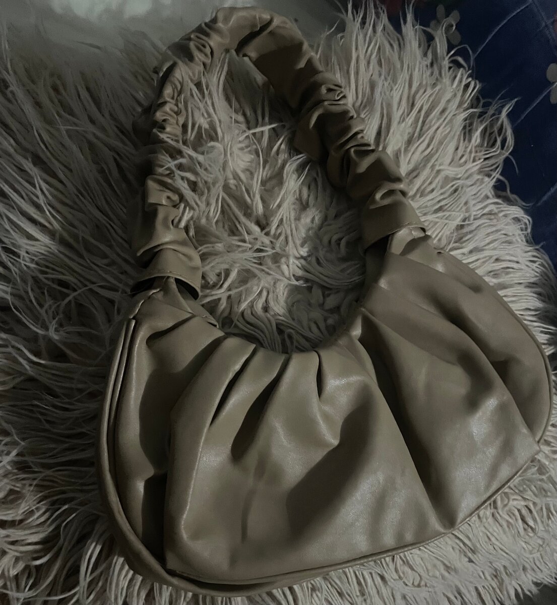 Sac à main froncé chic