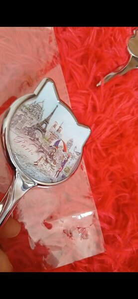 Miroir papillon élégant