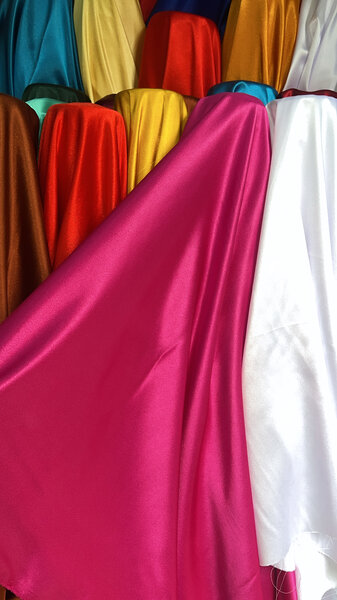 Tissu en grain de diamants