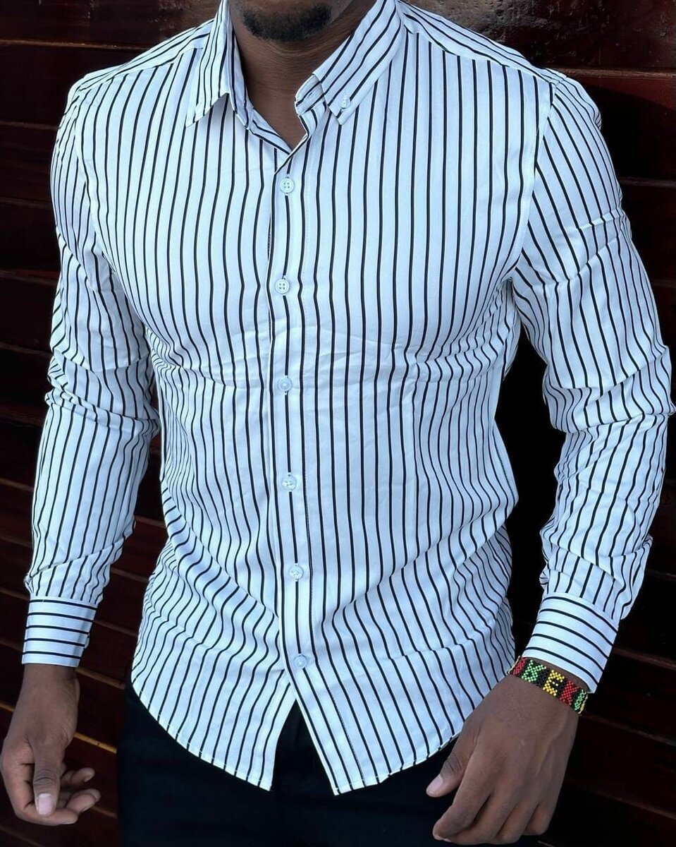 Stylish and high-quality men's long sleeve shirt