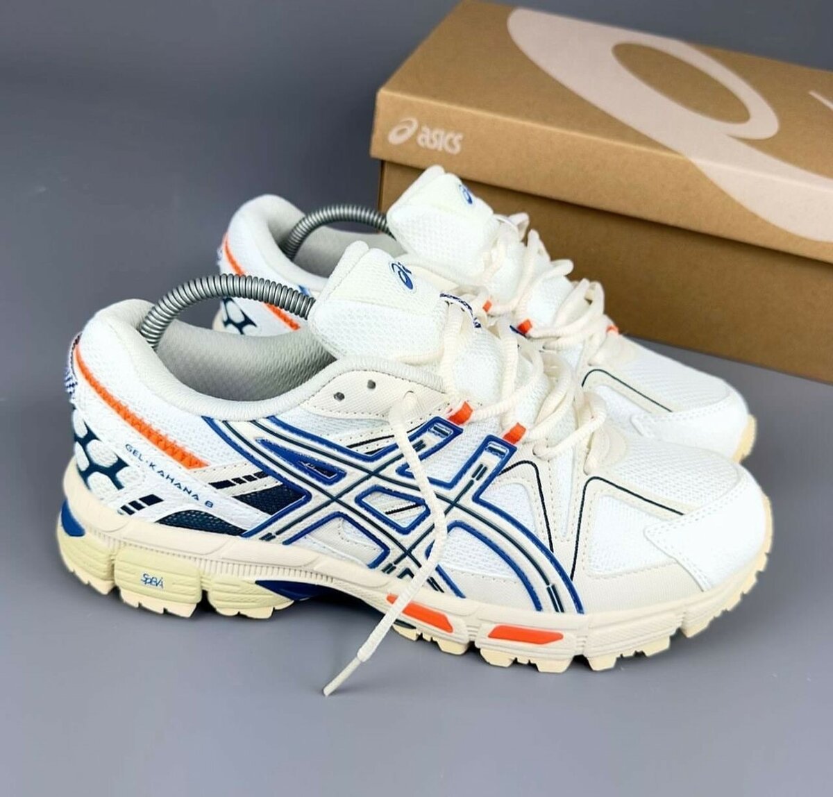 ASICS CLASSIC