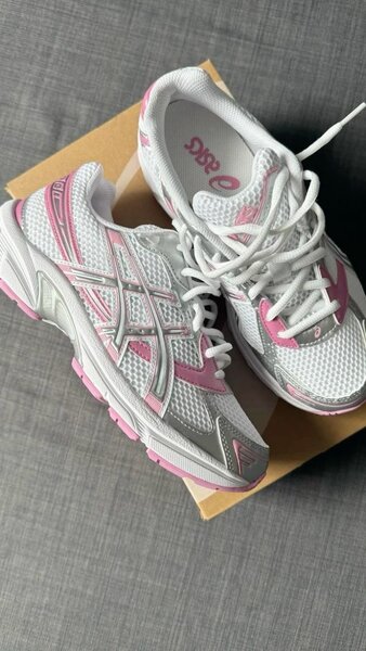 Baskets running femme blanc rose