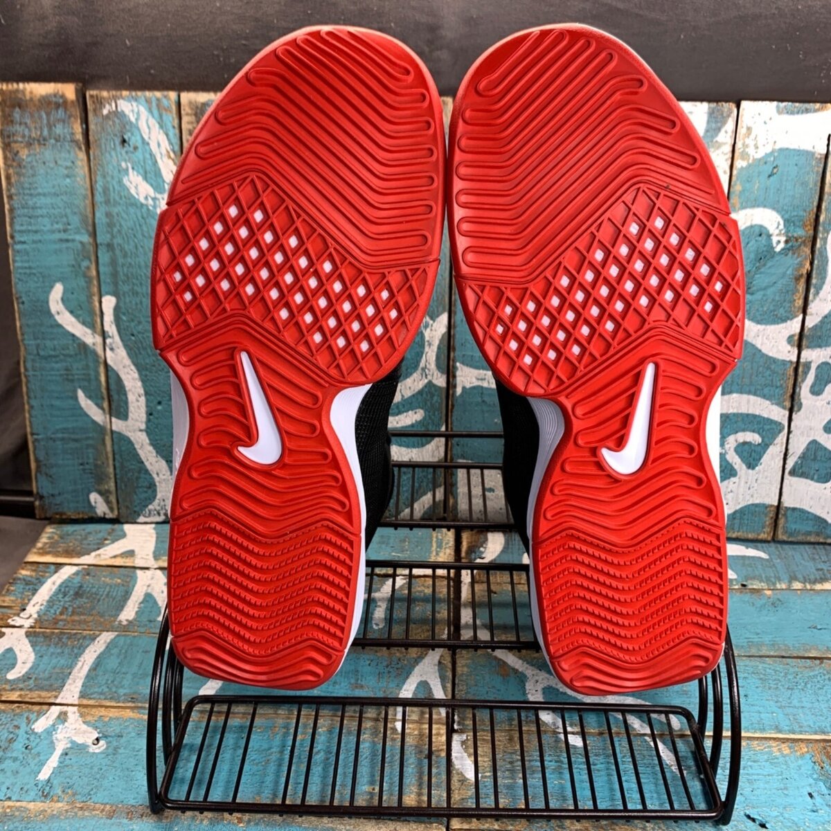 NIKE LEBRON WITNESS 8