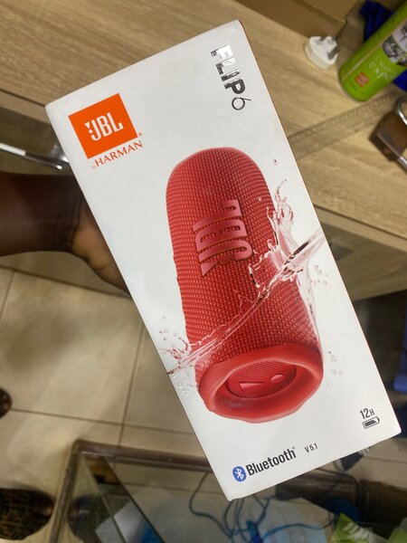 JBL Flip 6 Speaker