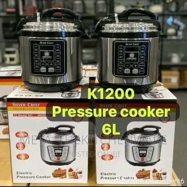 Pressure cookers