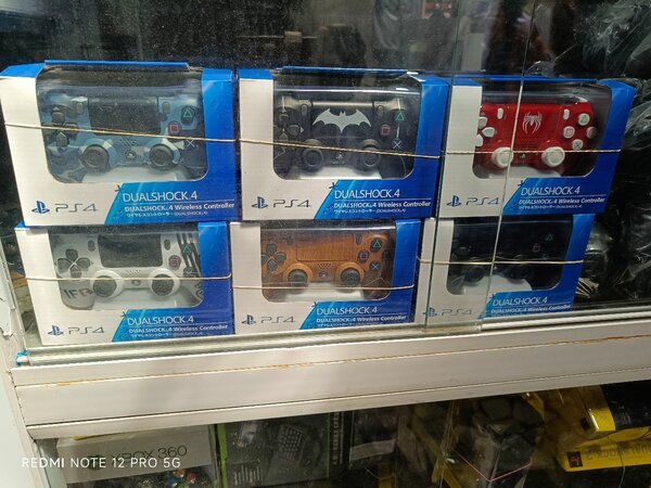 Manette PS4 DualShock 4