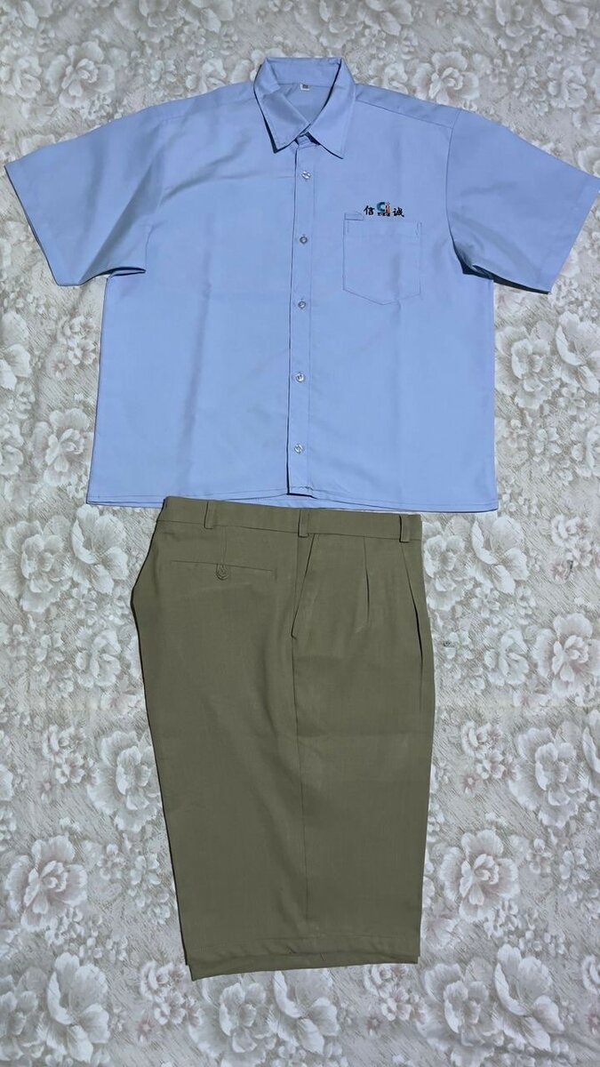 Ensemble chemise et pantalon homme