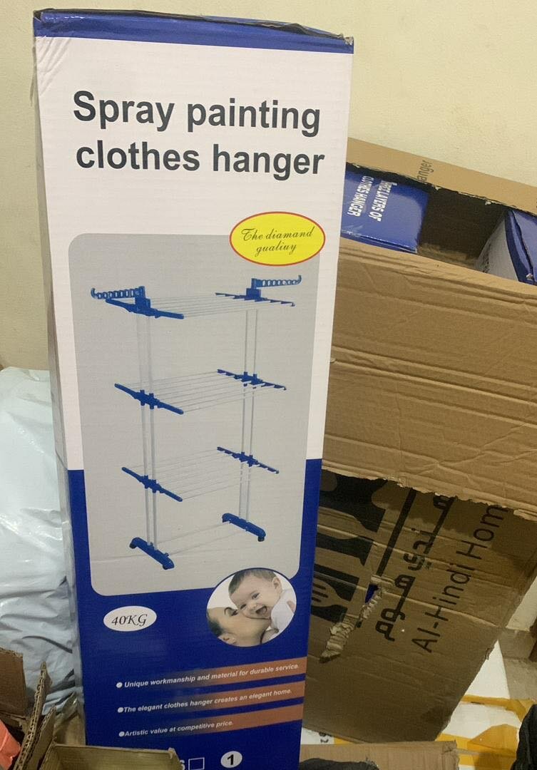 Clothes hanger
