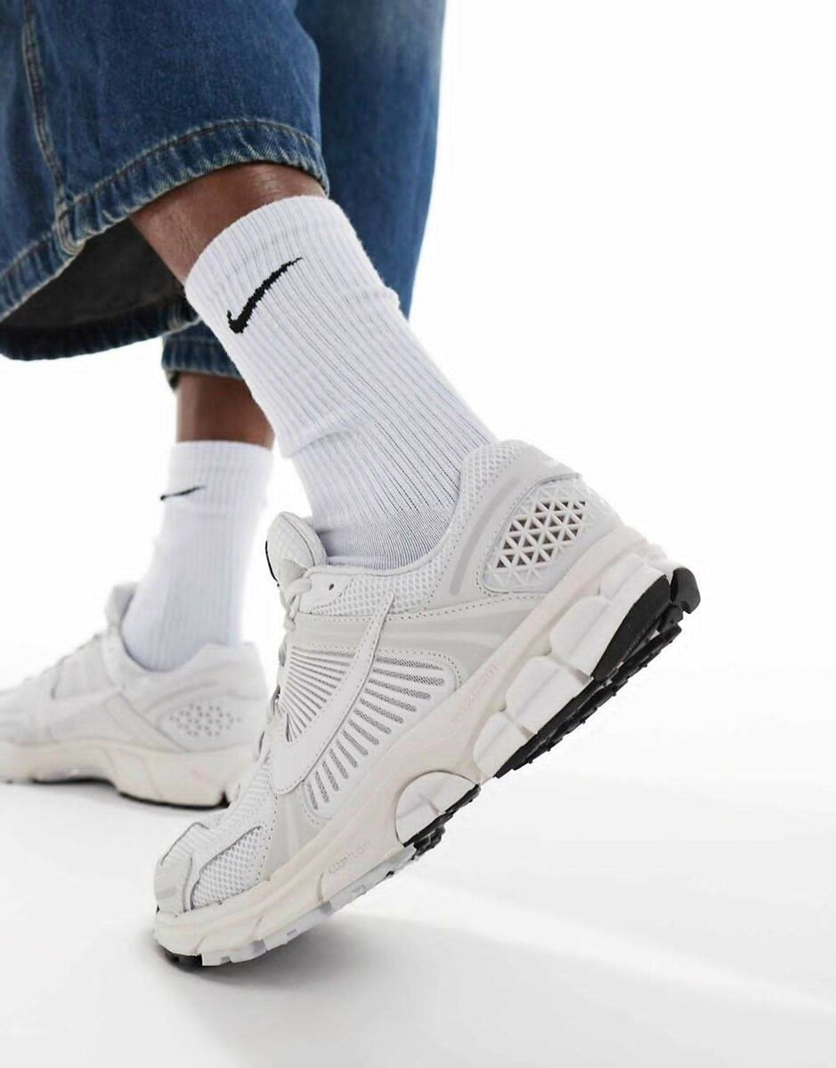 Baskets blanches Nike tendance