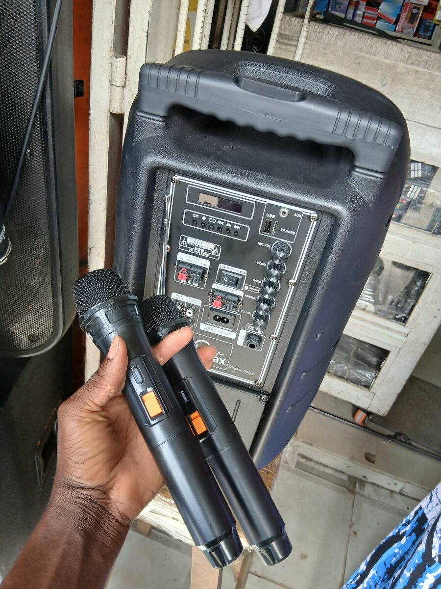 Boomax Wireless Speaker Set