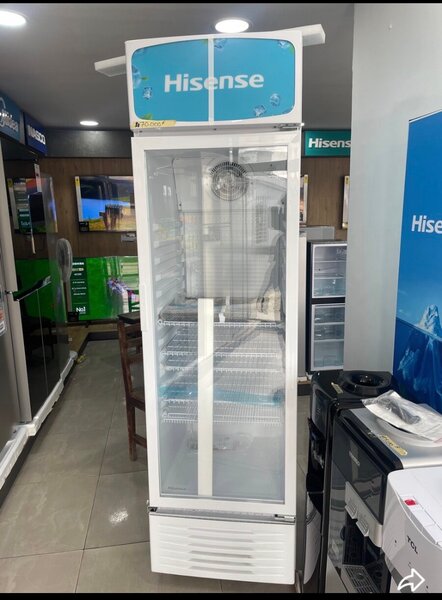 Réfrigérateur vitrine Hisense