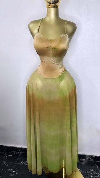 Robe verte dégradée en soie