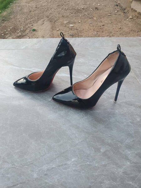 Ladies heels