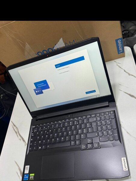 Ordinateur portable Lenovo