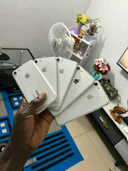 iPhone 7simple casi neuf d'occ