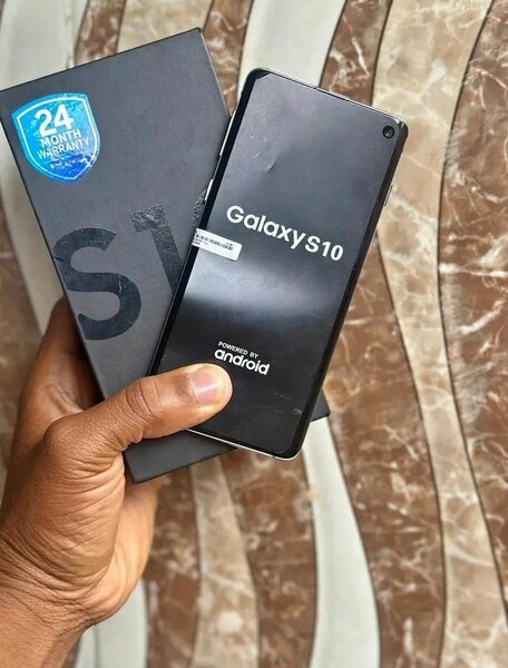 Samsung Galaxy S10, Android