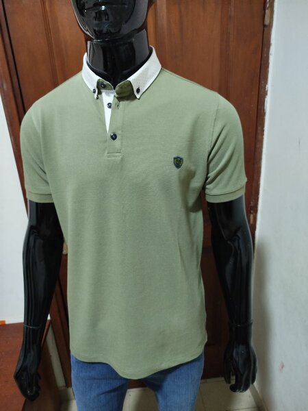 Polo homme élégant en coton