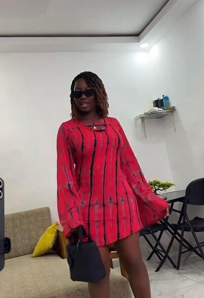 Robe Rouge Élégante