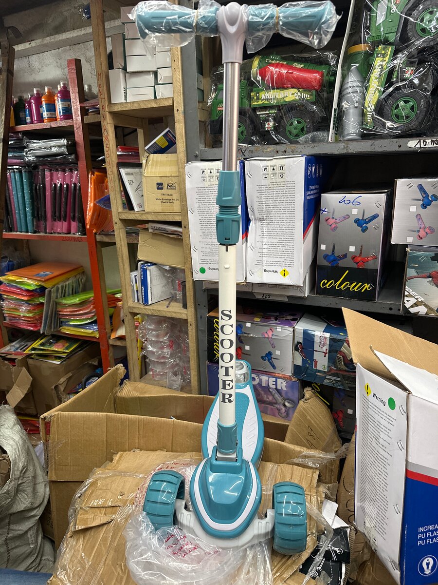 Trottinette ajustable enfant