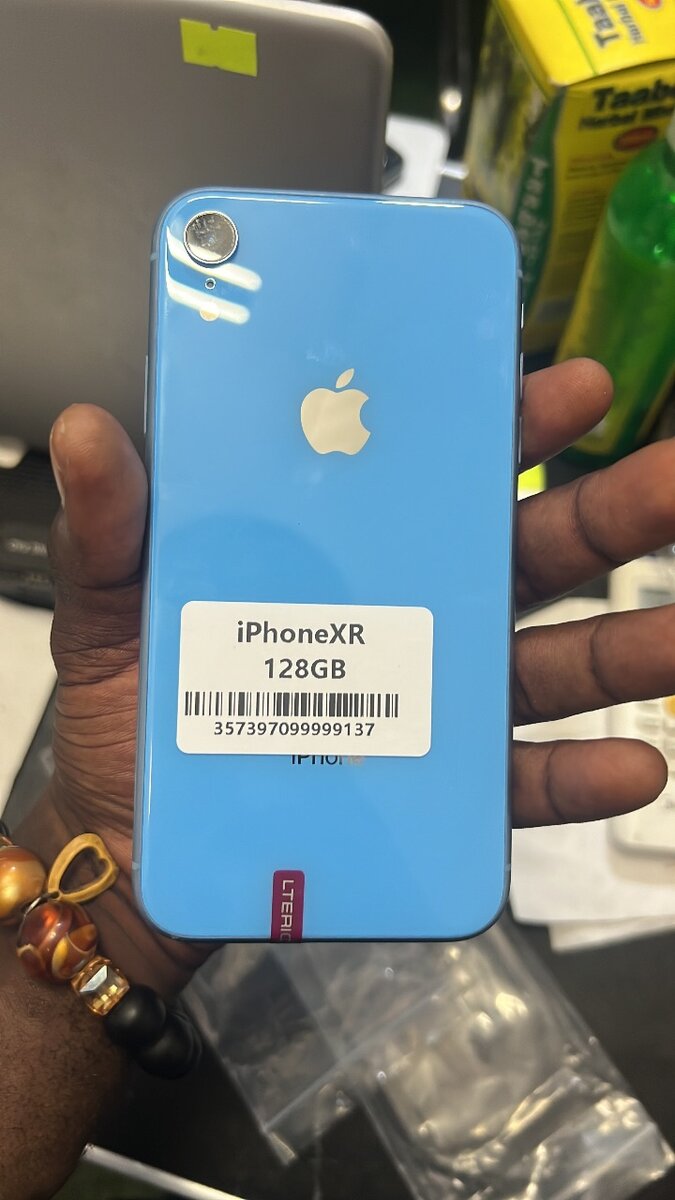 IPHONE XR