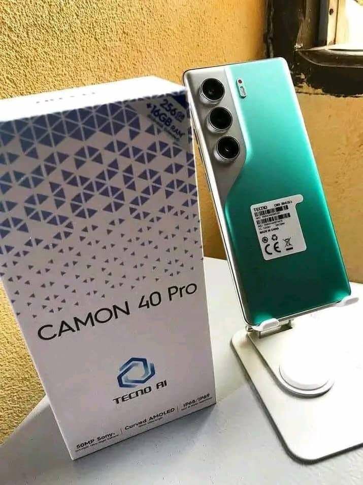 Tecno Camon 40 Pro