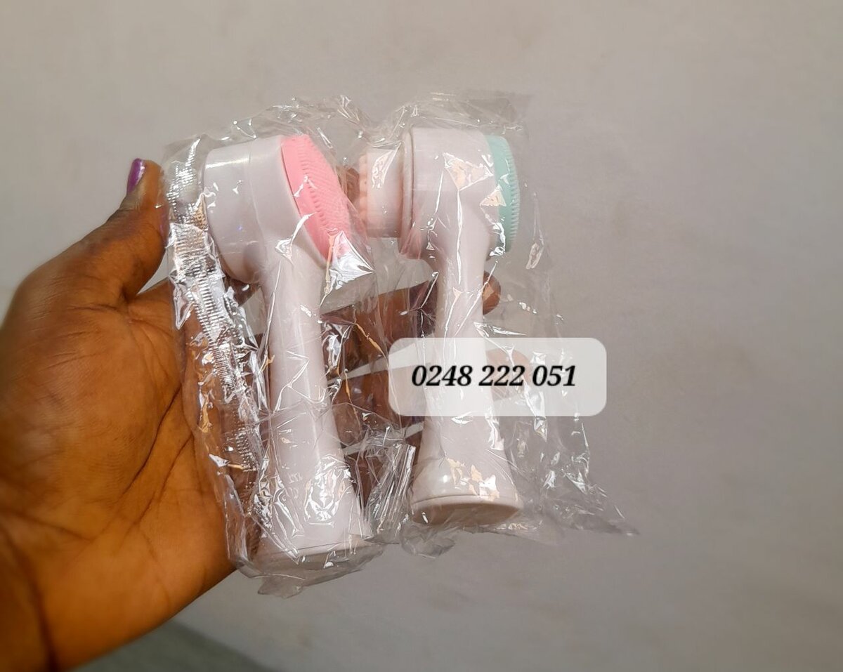 Quality and Affordable Facial cleansing brush Mini hand fan