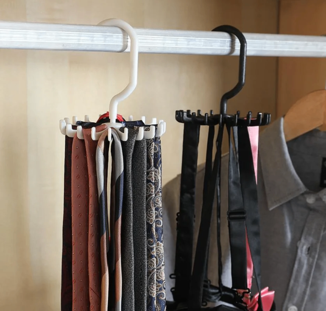 Porte-cravates pivotant