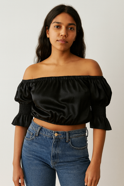 Top satinée épaules nues