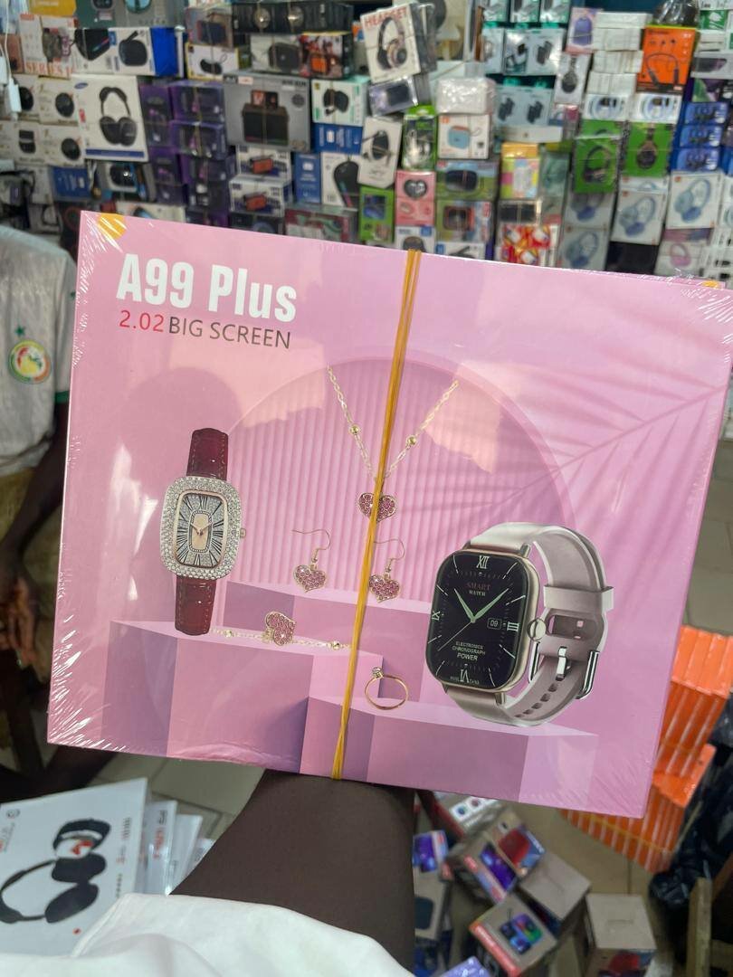 Montre intelligente brillante