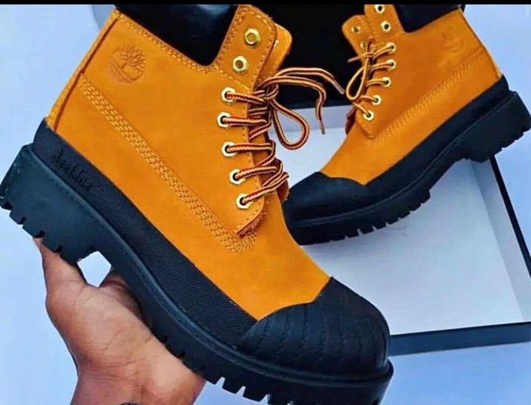 Chaussures de randonnée résistantes