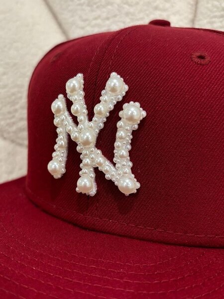 Casquette perles chic