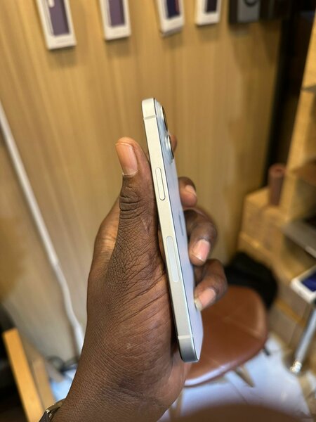 iPhone 14 Blanc 128 Go